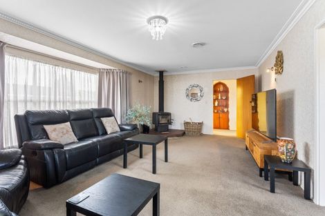 Photo of property in 8 Cambridge Street, Pahiatua, 4910