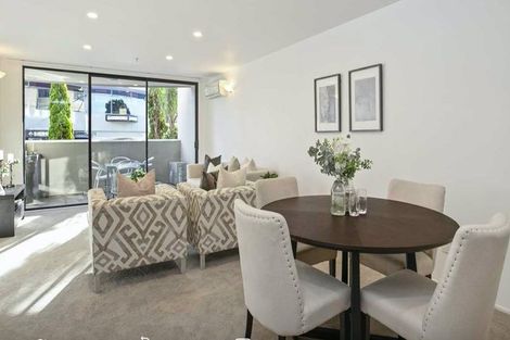 Photo of property in 1i/175 Hurstmere Road, Takapuna, Auckland, 0622