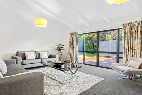 Photo of property in 10 Dulcie Place, Harewood, Christchurch, 8051