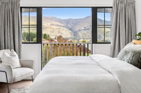 Photo of property in 13 Trevathan Lane, Wanaka, 9305