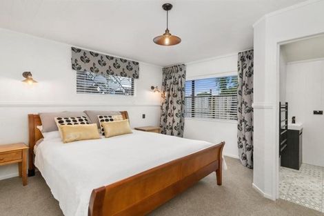 Photo of property in 2/16 Aubrey Crescent, Rainbow Point, Taupo, 3330