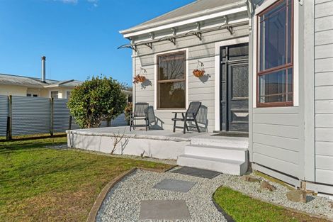 Photo of property in 8 Waverley Street, Elgin, Gisborne, 4010