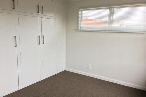 Photo of property in 99 Avonhead Road, Avonhead, Christchurch, 8042