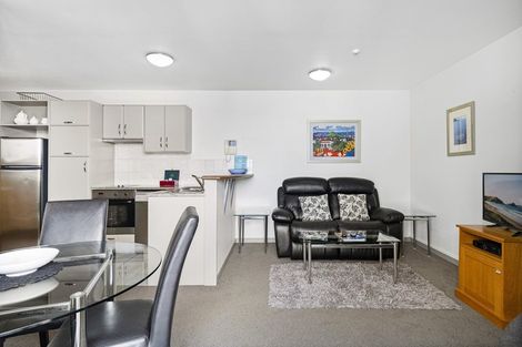 Photo of property in Anchorage Apartments, 309/36 Victoria Road, Mount Maunganui, 3116
