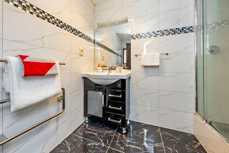 Photo of property in 4 Matuku Place, Papatoetoe, Auckland, 2025