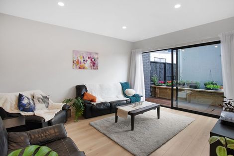 Photo of property in 7b Podgora Avenue, Kumeu, 0810