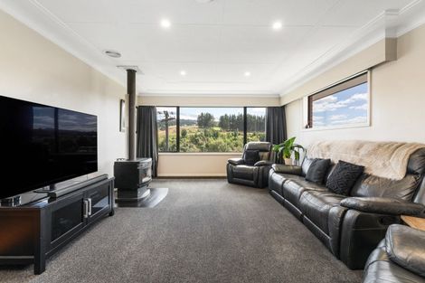 Photo of property in 90 Main South Road, Green Island, Dunedin, 9018