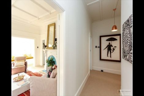 Photo of property in 21 Watson Street, Strandon, New Plymouth, 4312