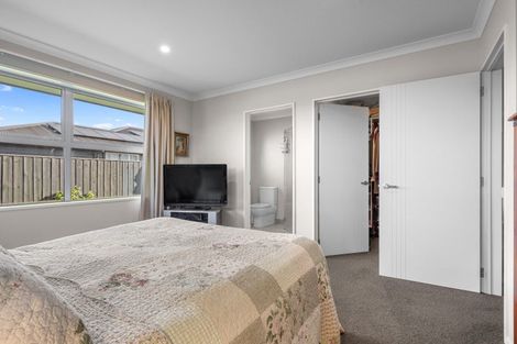 Photo of property in 65 Kippenberger Avenue, Rangiora, 7400