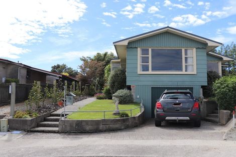 Photo of property in 13 Cambridge Terrace, East Gore, Gore, 9710