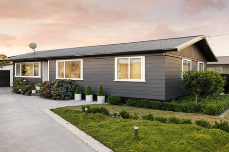 Photo of property in 67 Mears Road, St Andrews, Hamilton, 3200