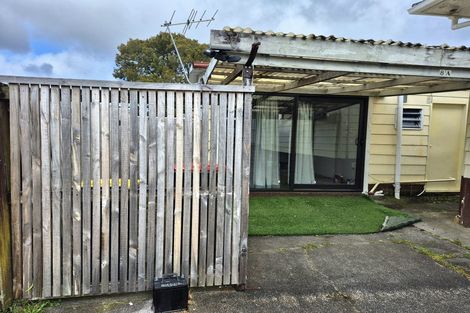 Photo of property in 8 Sabot Place, Massey, Auckland, 0614