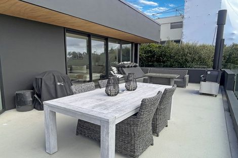 Photo of property in 3 Sanscrit Place, Richmond Hill, Christchurch, 8081