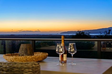 Photo of property in 6 Wilson Way, Waikanae, 5036