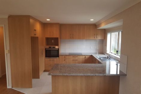 Photo of property in 33 Martin Jugum Lane, Ranui, Auckland, 0612