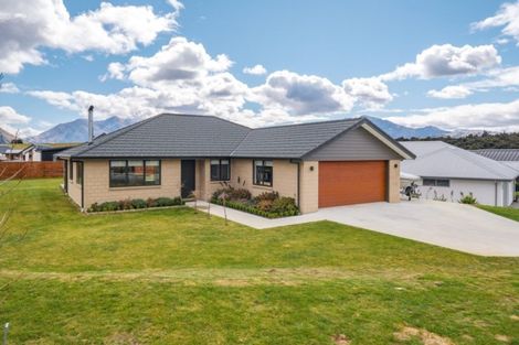Photo of property in 6 Avalanche Place, Wanaka, 9305