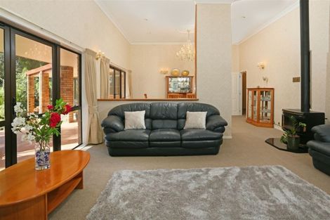 Photo of property in 789 Scenic Drive, Henderson Valley, Auckland, 0612