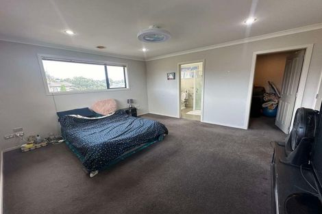 Photo of property in 89 Te Puia Drive, Aotea, Porirua, 5024