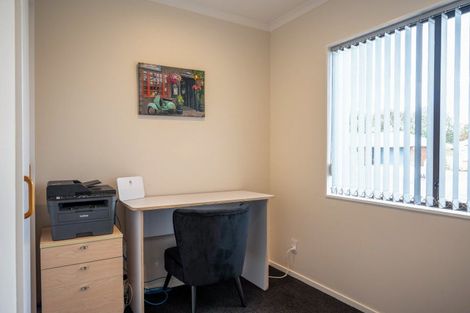 Photo of property in 1 Loader Place, Tawhero, Whanganui, 4501