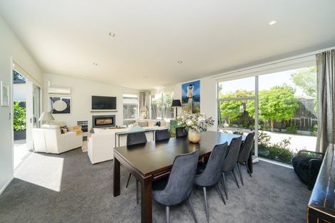 Photo of property in 16a Hardie Street, Hokowhitu, Palmerston North, 4410