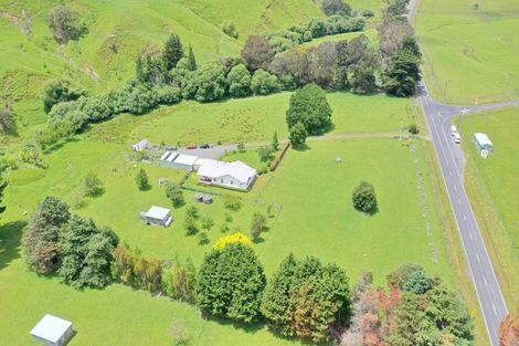 Photo of property in 709 Weber Road, Waitahora, Dannevirke, 4971