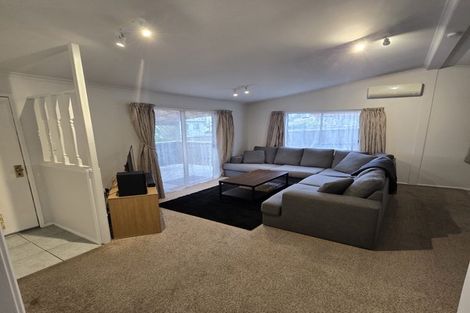 Photo of property in 12 Ranch Avenue, Beach Haven, Auckland, 0626