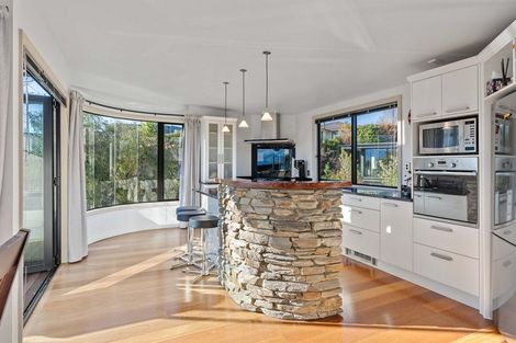 Photo of property in 8 Penrith Park Drive, Wanaka, 9305