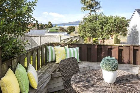 Photo of property in 12 Prestige Place, Castor Bay, Auckland, 0620