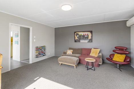 Photo of property in 1-2/8a Douglas Street, Highfield, Timaru, 7910