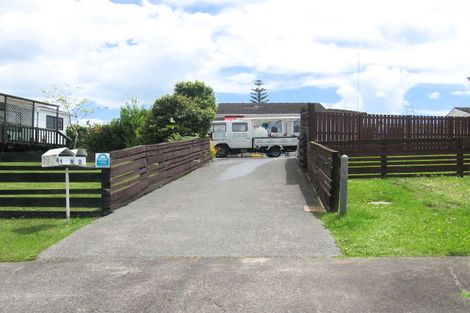 Photo of property in 1/9 Abelia Place, Papatoetoe, Auckland, 2025