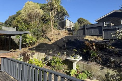 Photo of property in 6 Kinnel Grove, Papakowhai, Porirua, 5024