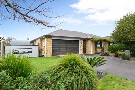 Photo of property in 12 Innswood Place, Rototuna North, Hamilton, 3210