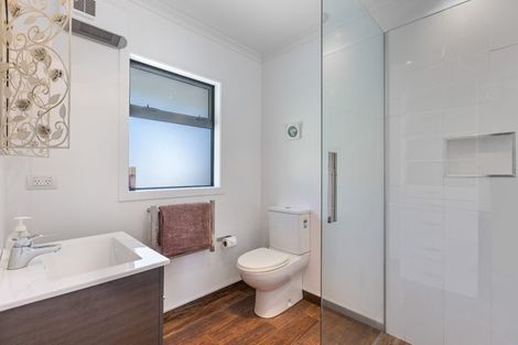 Photo of property in 390a Tukapa Street, Hurdon, New Plymouth, 4310