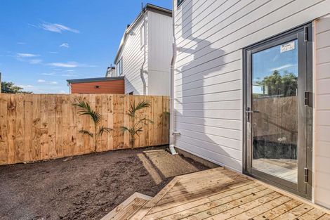 Photo of property in 7c Kingfisher Place, Favona, Auckland, 2024