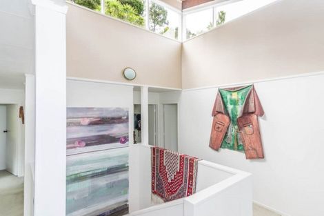 Photo of property in 90 Wood Bay Road, Titirangi, Auckland, 0604