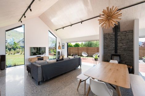 Photo of property in 121 West Meadows Drive, Wanaka, 9305