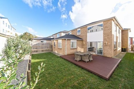 Photo of property in 10 Sunshine Lane, Flat Bush, Auckland, 2019