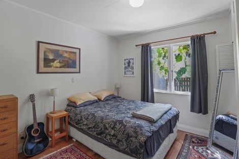 Photo of property in 14 Grey Street, Marton, 4710