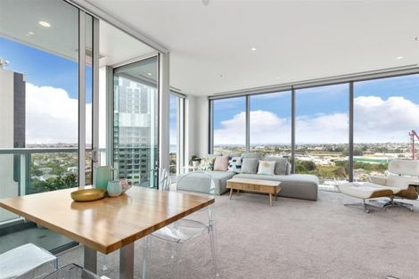 Photo of property in Sentinel Apartments, 1004/3 Northcroft Street, Takapuna, Auckland, 0622