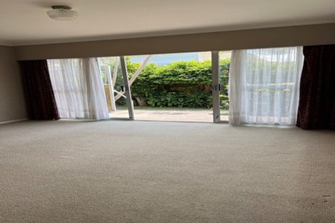 Photo of property in 1/17 Doment Crescent, Orewa, 0931