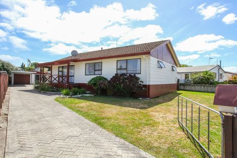 Photo of property in 22 Lindsay Crescent, Nawton, Hamilton, 3200