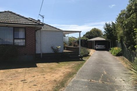 Photo of property in 8 Dalton Place, Burnside, Christchurch, 8053