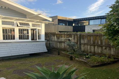 Photo of property in 26a Edgars Road, Westmere, Auckland, 1022