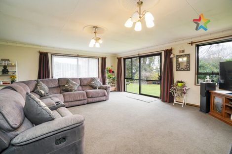 Photo of property in 220 Mill Road South, Seaward Bush, Invercargill, 9871