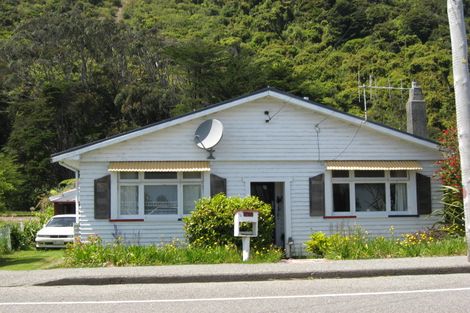 Photo of property in 90 Torea Street, Granity, 7823