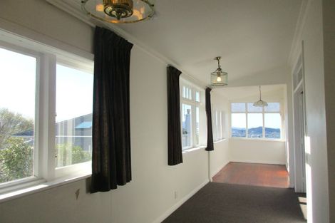 Photo of property in 43 Central Terrace, Kelburn, Wellington, 6012