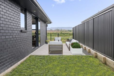 Photo of property in 2b Kauri Lane, Omokoroa, 3114