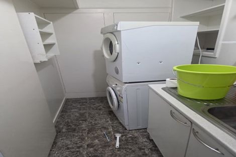 Photo of property in 93 Coronation Road, Hillcrest, Auckland, 0627