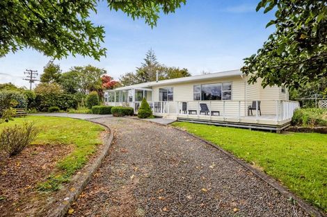 Photo of property in 2699 Eltham Road, Te Kiri, Opunake, 4682