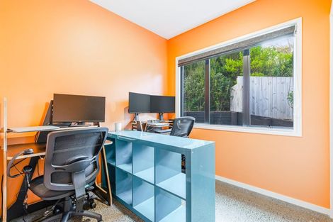 Photo of property in 7 Tarara Lane, Kumeu, 0810